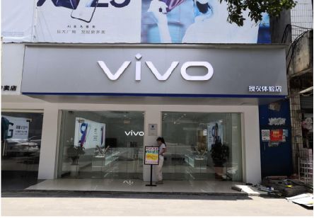 临武}做一个门店面广告招牌需要多少钱？