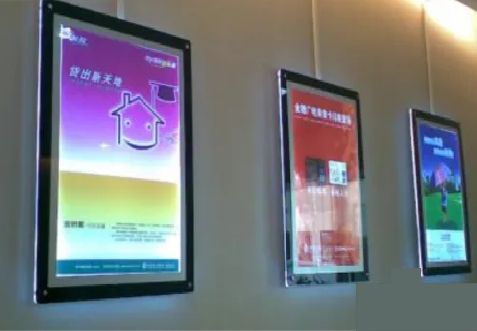 临武什么是超薄灯箱?