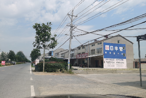 临武如何能保证墙体广告的醒目性？